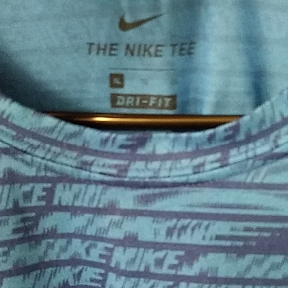 Nike Dri-Fit Tee - Picture 2 of 3